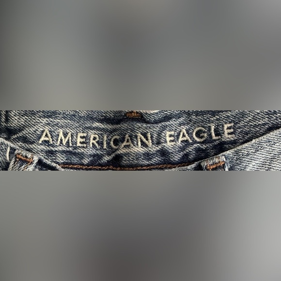 American Eagle Outfitters Distressed Mom Jeans - Picture 3 of 5